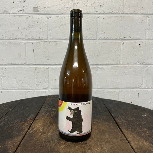 Three Views of a Secret blanc  2023 | Domaine Hughes-Béguet ( Jura, Fr )